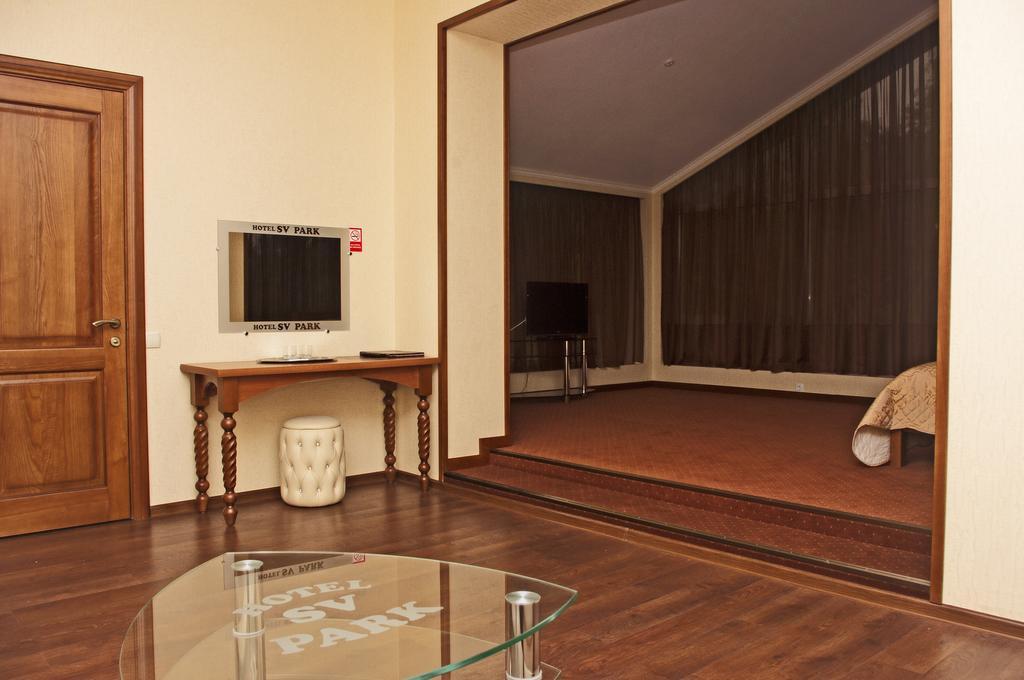 Sv Park Hotel คาร์คิฟ ภายนอก รูปภาพ