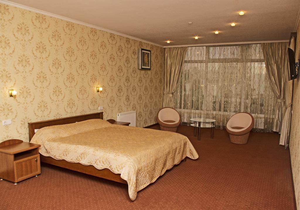 Sv Park Hotel คาร์คิฟ ภายนอก รูปภาพ