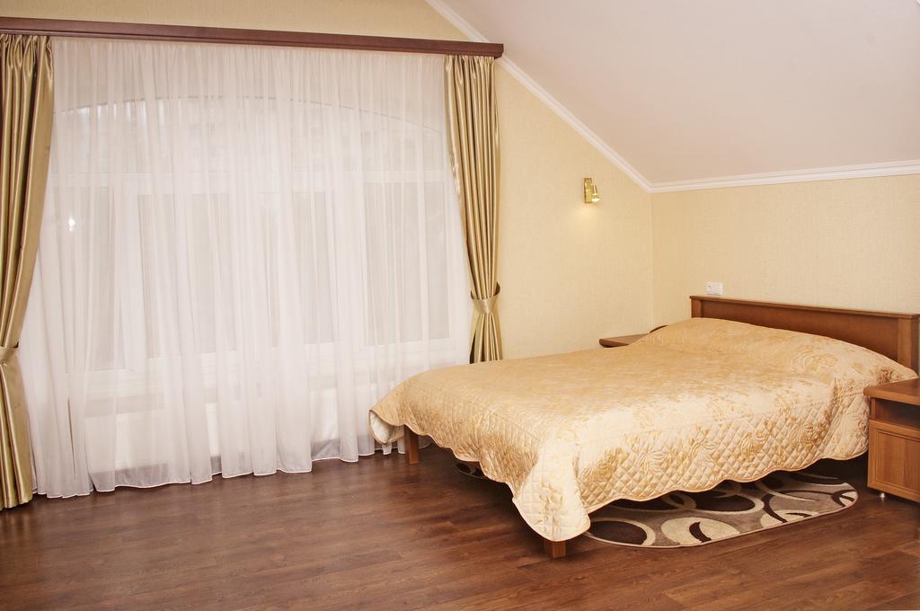 Sv Park Hotel คาร์คิฟ ภายนอก รูปภาพ