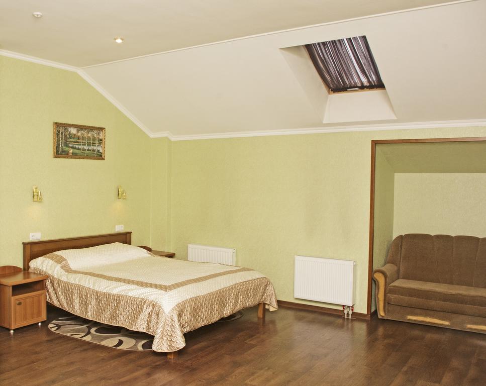 Sv Park Hotel คาร์คิฟ ภายนอก รูปภาพ