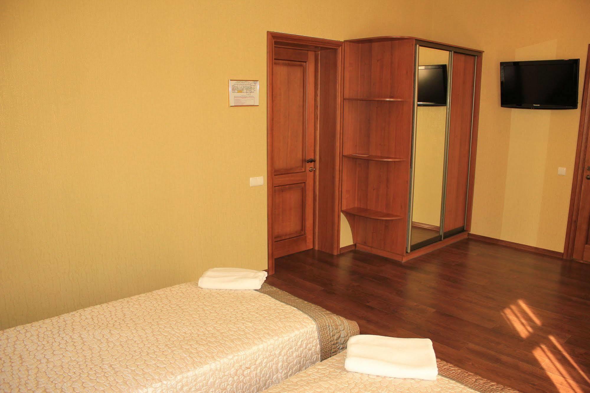 Sv Park Hotel คาร์คิฟ ภายนอก รูปภาพ