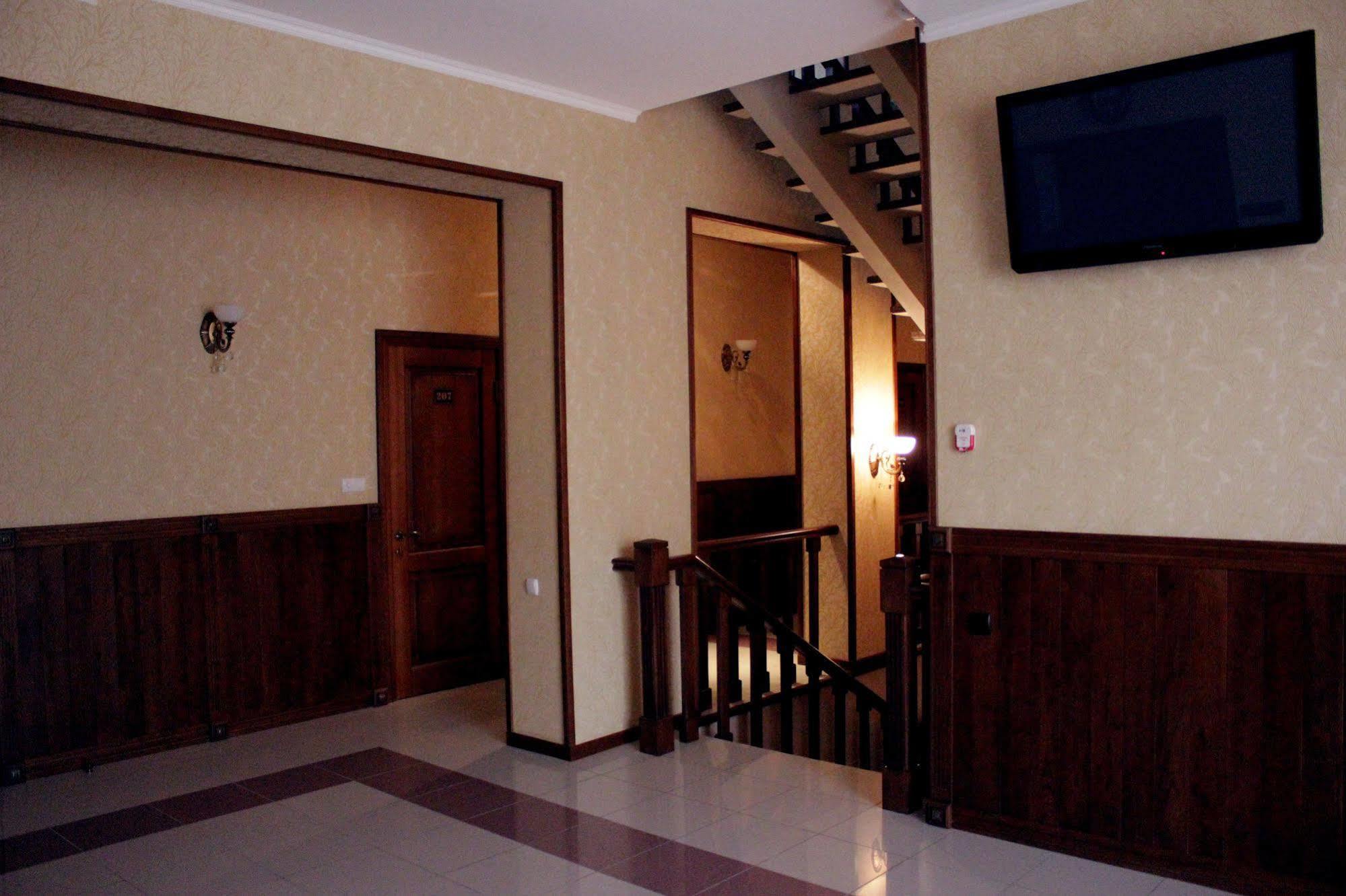 Sv Park Hotel คาร์คิฟ ภายนอก รูปภาพ